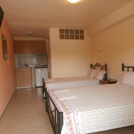 Villa Finikas Nea Vrasna Ngoại thất bức ảnh