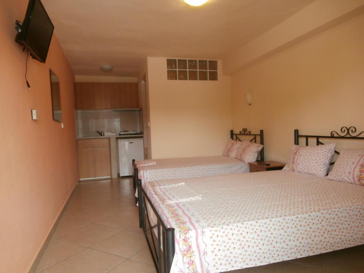 Villa Finikas Nea Vrasna Ngoại thất bức ảnh