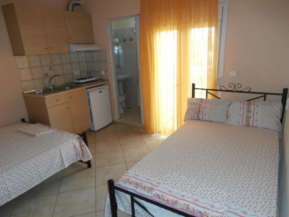 Villa Finikas Nea Vrasna Ngoại thất bức ảnh