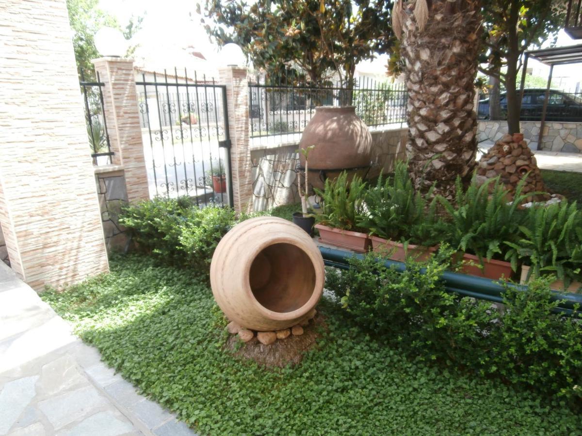 Villa Finikas Nea Vrasna Ngoại thất bức ảnh