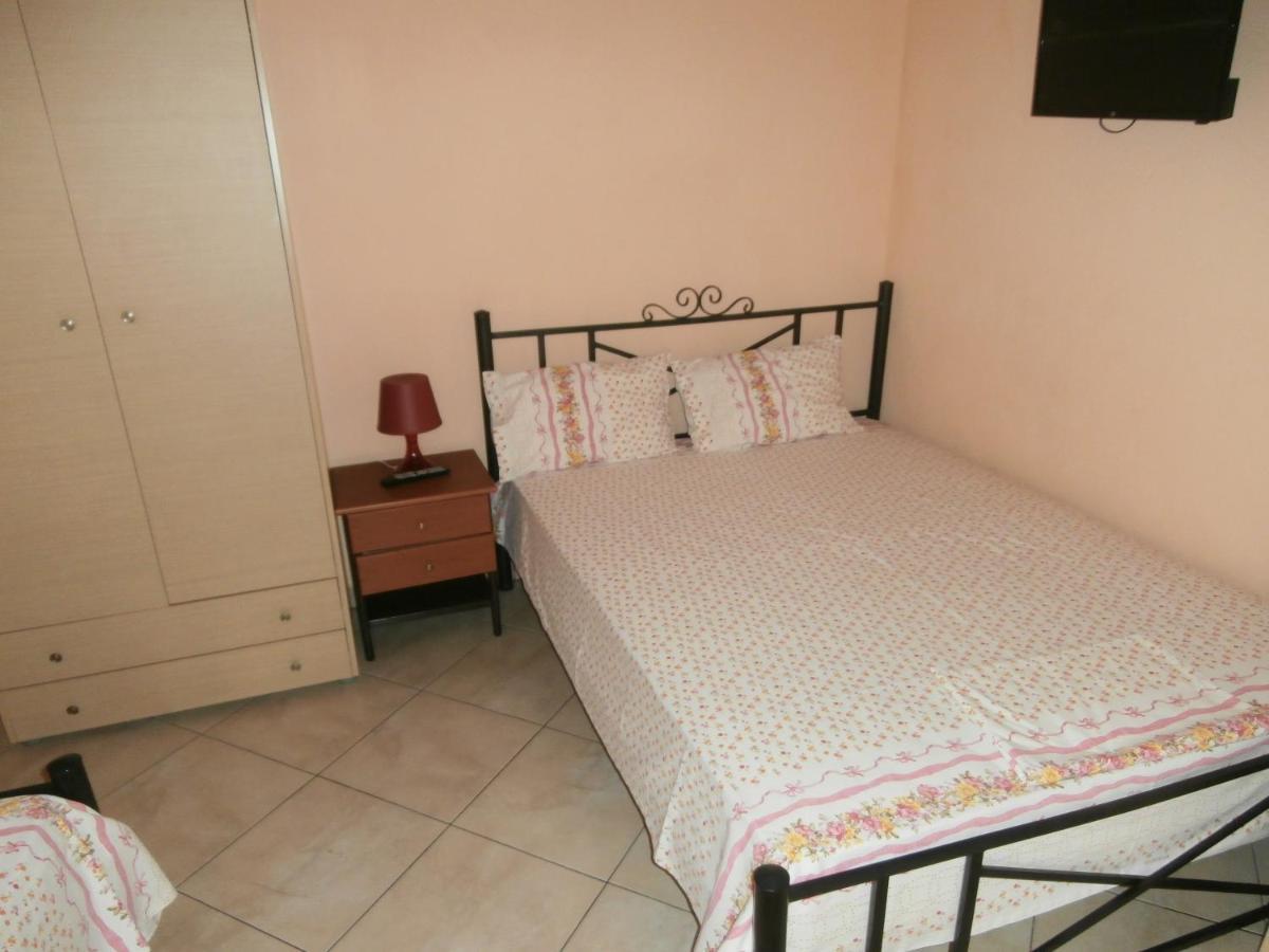 Villa Finikas Nea Vrasna Ngoại thất bức ảnh